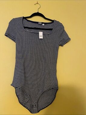 GAP Navy and White Striped Short Sleeve Scoop-Neck Bodysuit